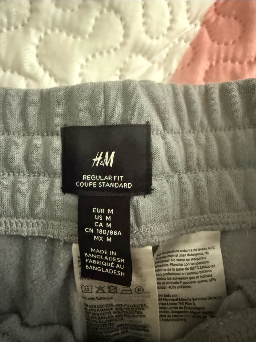 H&M Mens Pull-On Shorts in Sage Green and Slate - Picture 3 of 5
